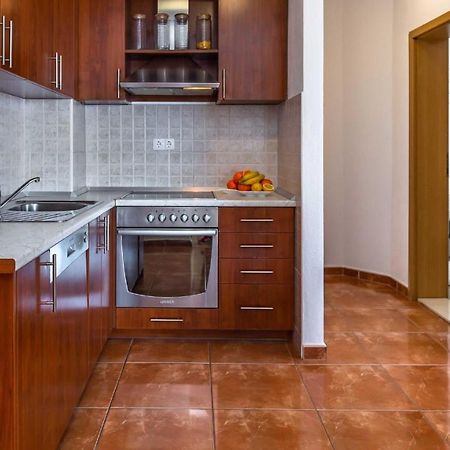 Apartments Lana Makarska Exteriör bild